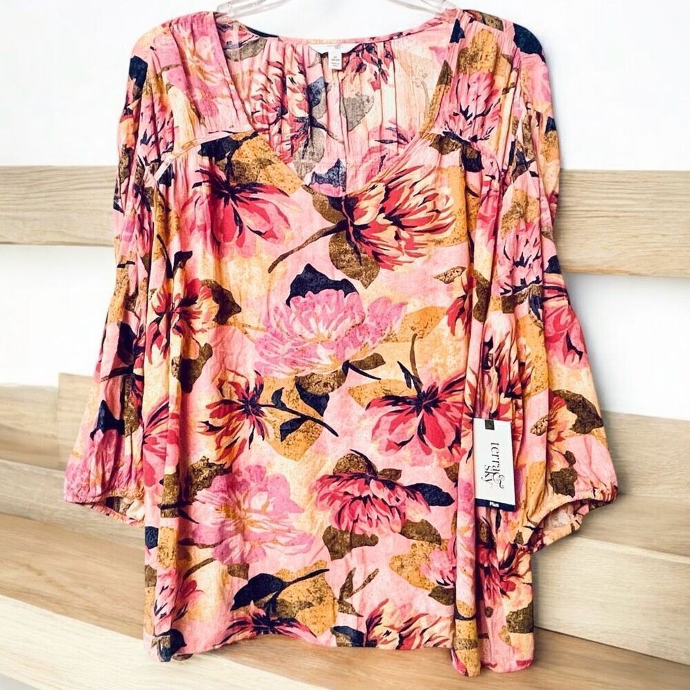 NWT Terra and Sky 3X Plus Size Pink Floral Print 3/4 Poet Sleeve Flowy Blouse